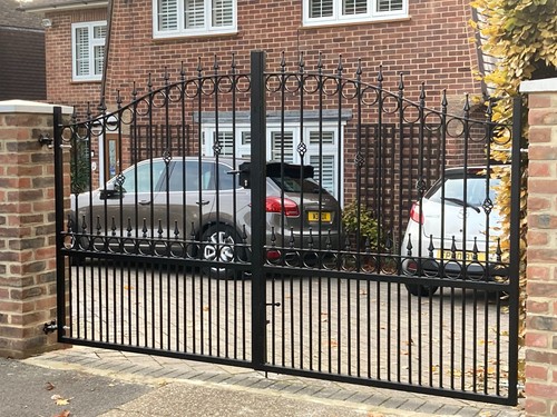 Driveway gates pjn06 - driveway, gates,