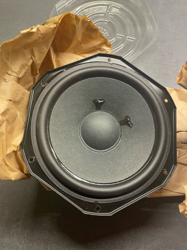 Bang olufsen beosound 8 - beosound,