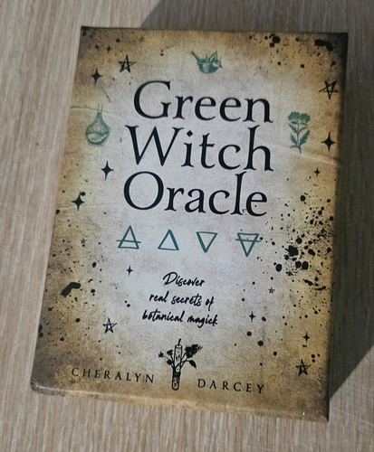 Green witch oracle - green,