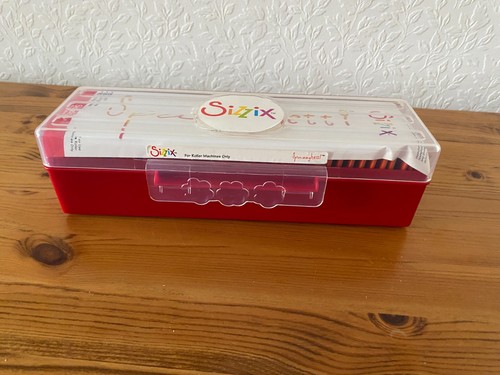Sizzix sizzlits alphabet - sizzix,