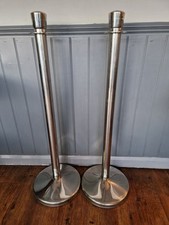 2 X Queue Barrier Posts for