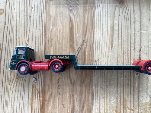 Corgi eddie stobart - kv, low