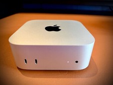 Mac mini M4 Pro 14 Core CPU 64 GB RAM 4 TB HD 10 Gigabits Ethernet Port