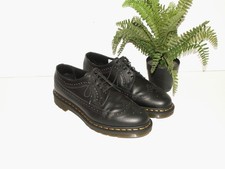 Dr. Martens 3989 black leather