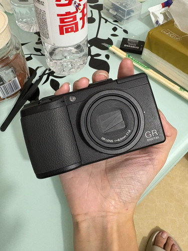 Ricoh digital compact camera - digital,