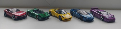 New hot wheels - new,