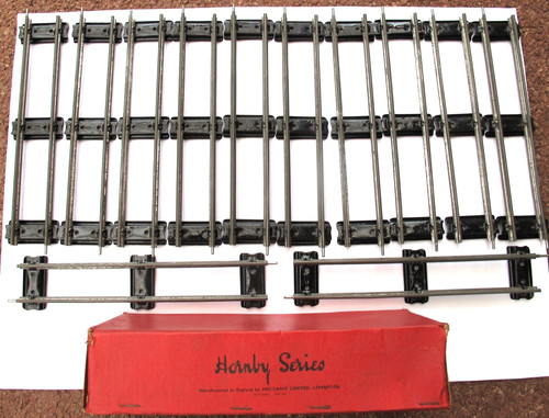 Hornby gauge banked - 12,