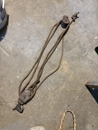 Vintage double pulley block - vintage,