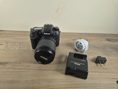 Nikon d7000 dslr - nikon,