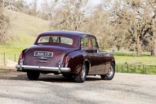 Cars rolls royce silver cloud