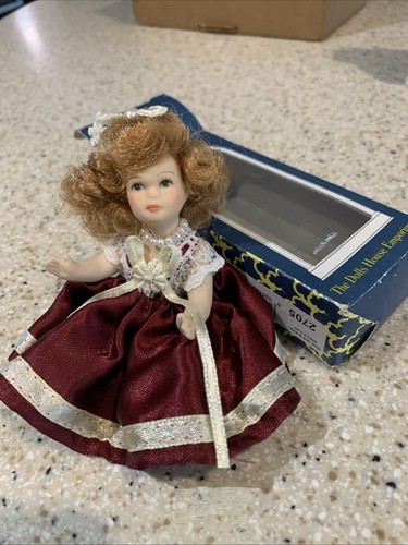 Dolls house emporium - dolls,