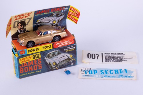 Corgi toys 261 - james, bond's