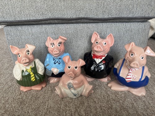 Full set natwest pigs - full,
