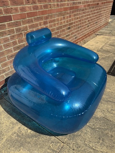 Inflatable chair for adults