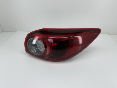 Mazda hatchback tail - mazda, light