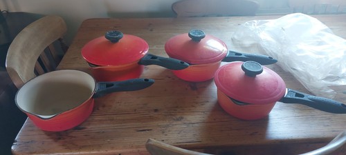 Crueset saucepans set - set, of