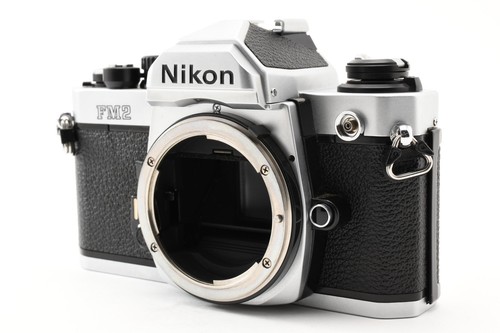 Top mint nikon - [top, fm2