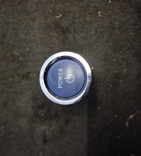 Lexus 300h engine start - is,