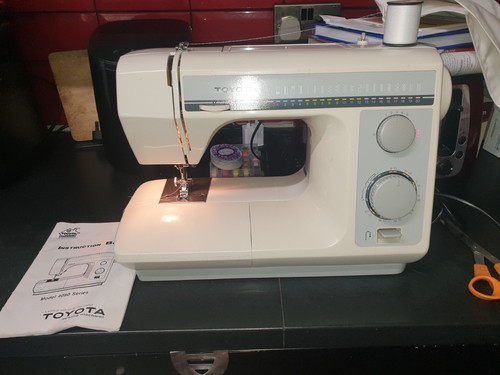 Working toyota sewing - sewing, machine