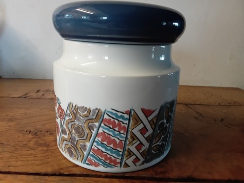 Hornsea paysanne storage jar - storage,