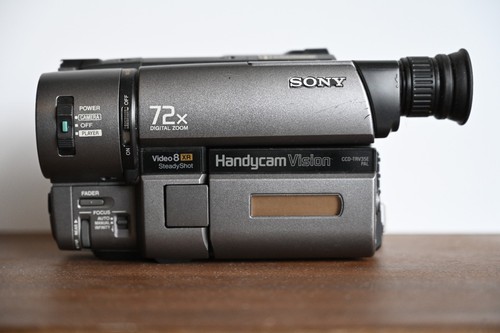 Sony handycam vision hi8 - handycam,