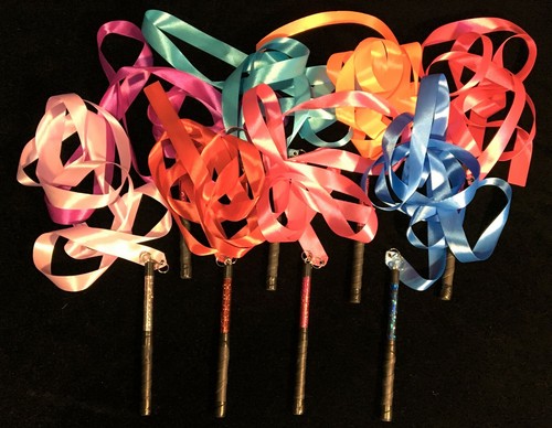 Holographic twirling ribbon - ribbon, by