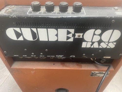 Roland cube bass amplifier - bass,