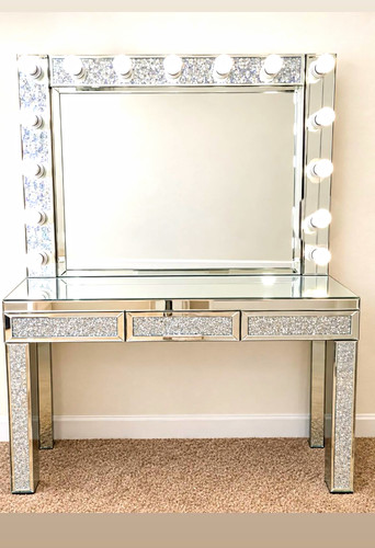 Mirrored dressing table with - mirrored,
