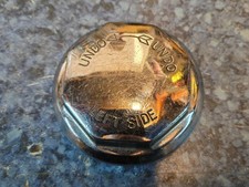 MGB Roadster & GT (1964-1981) Octagonal Wire Wheel Left Hub Spinner 8TPI Stock01