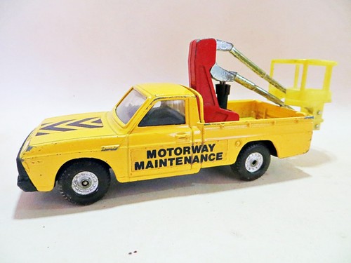 Corgi 413 mazda - 413, b1600