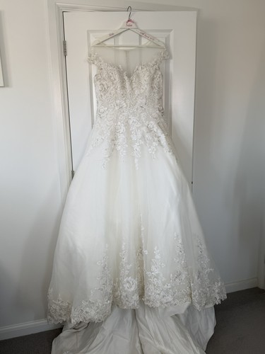 Maggie sottero discontinued - maggie,