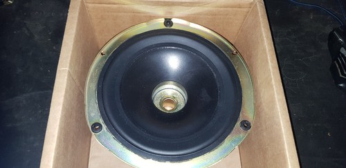 Kef reference model - model, 4