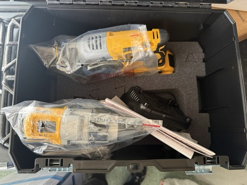 Dewalt 18v brushless - dewalt, xr
