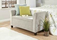 Verona Window Seat Luxurious