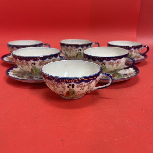 Japanese porcelain hand - ,