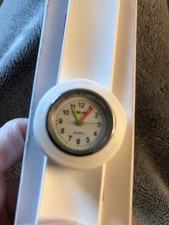 White Slap on Silicone Quartz