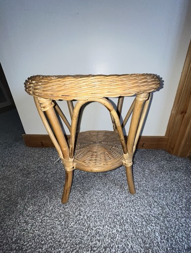 Vintage rattan side table - rattan,