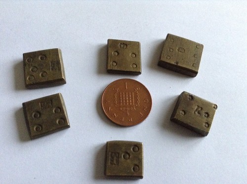 Six brass weights perfect - six,