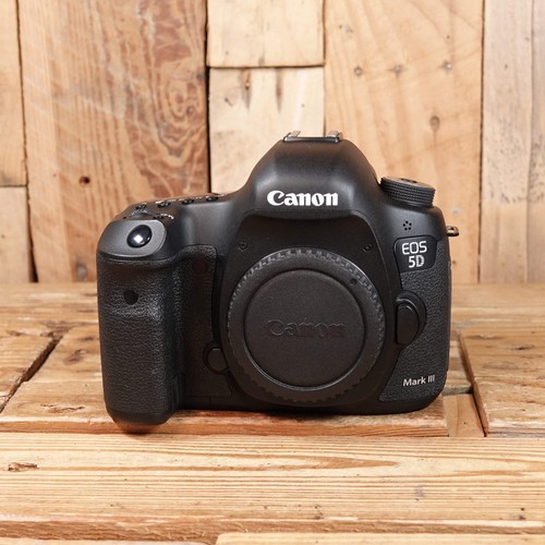 Used canon eos mark - used,