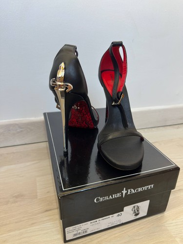 Cesare paciotti lady dagger