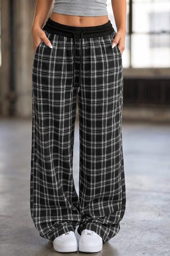 Black frenchy plaid pattern - black,