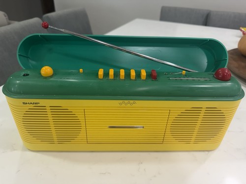 Sharp v40 yellow vintage - qt-v40,