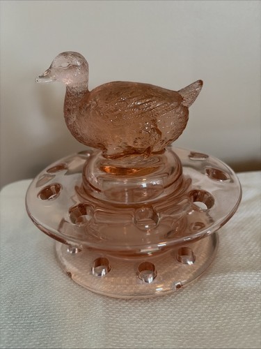 Heisey depression glass duck - heisey,