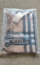 Burberry Cashmere Signature