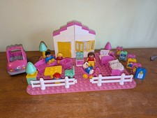 Duplo Vintage Pink House