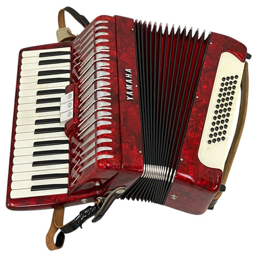 Yamaha accordion 34 keys - yamaha,
