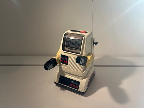 Vintage tomy chatbot talking - vintage,