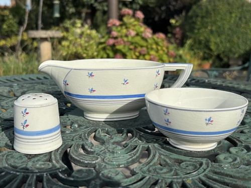 Art deco serving set gravy - art,