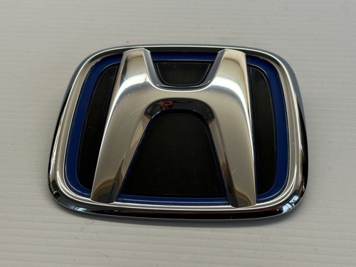 Honda front bumper emblem - honda,