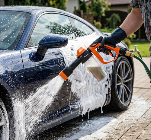 Low pressure car wash - car, foam